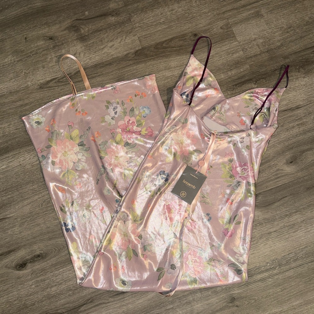 House of CB ARIA Mauve Floral Maxi Dress - Picture 11 of 16